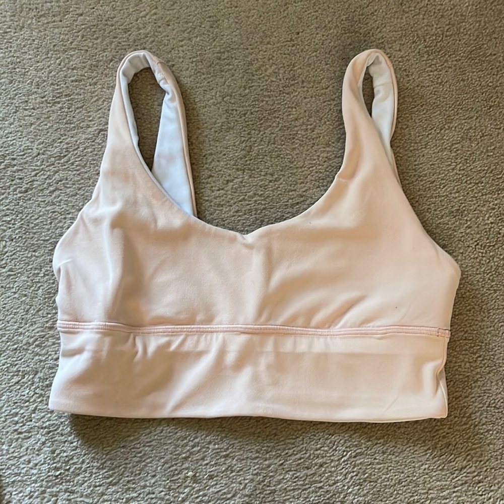 Lululemon reversible sports bra soft material